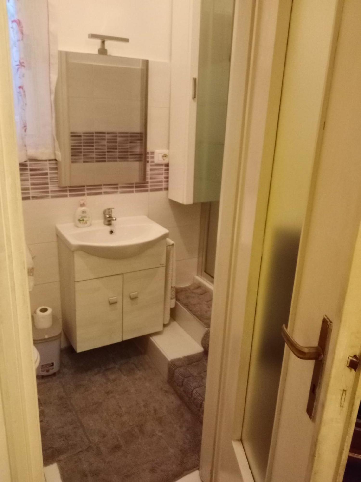 Appartement Casa - House Xavier Una Casa Famigliare , Dame Entra Solo Chi A Un Bel Cuore , Non'E Il L'Intero Alloggio Solo Stanze E Bagno à Turin Extérieur photo